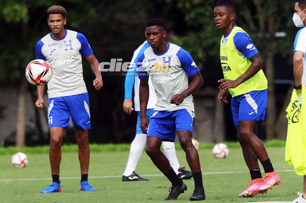 Franklin Flores lo tiene claro en la Selección: “El objetivo  ante Colombia es ser titular y que nadie pase por la banda”