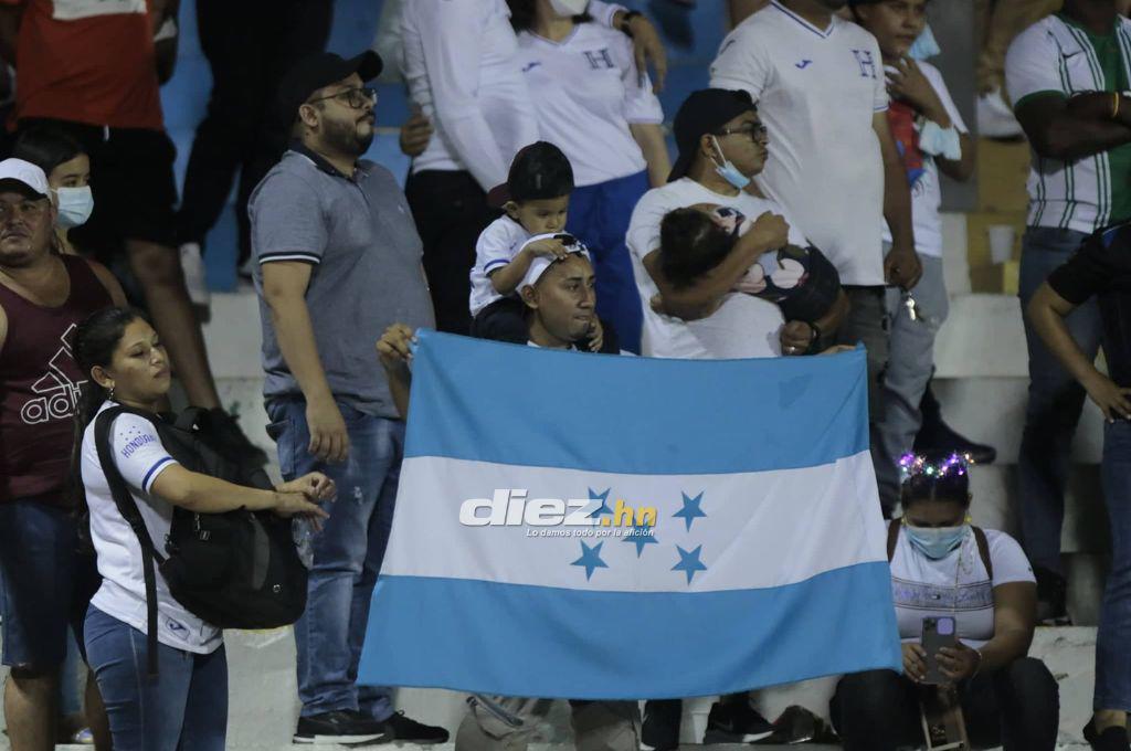 Qué dice la pancarta de las metas, así celebraron los mundialistas de Honduras en el camerino y las selfies de Odin Ramos e Isaac Castillo