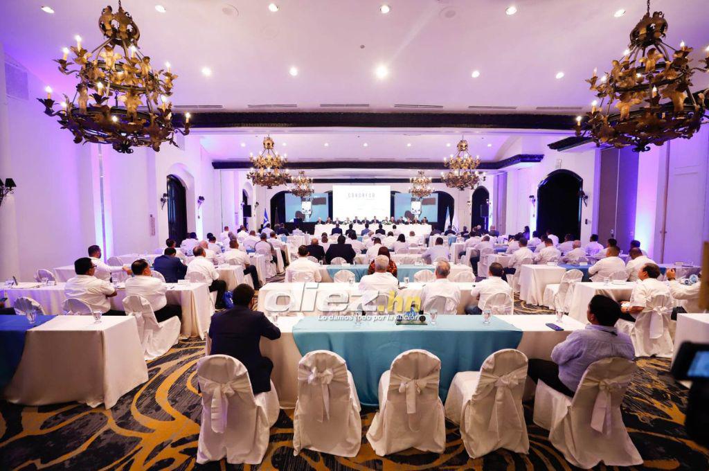 Las imágenes del XX Congreso Extraordinario de Fenafuth; Jorge Salomón hasta 2027, Diego Vázquez y Salvador Nasralla, presentes