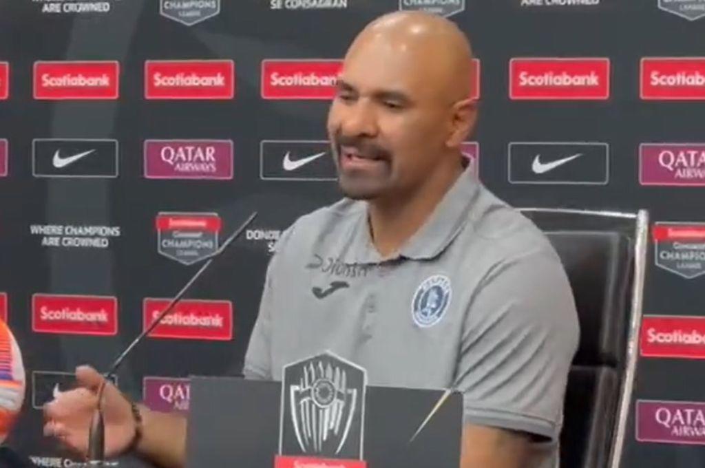 Ninrod Medina da la cara tras la goleada de Tigres a Motagua, habla del salario de Gignac y de las diferencias del fútbol de Honduras y México