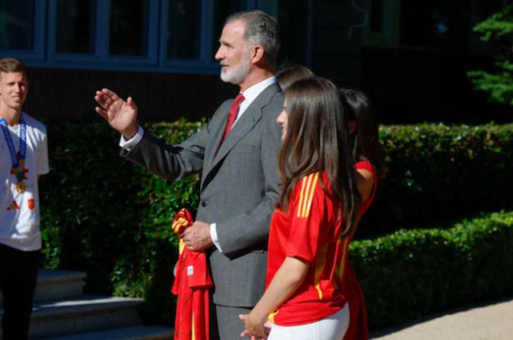 ¿Lo flechó? Álvaro Morata y su gesto con la hija del Rey de España, el regalo a la familia real y la fiesta en cibeles