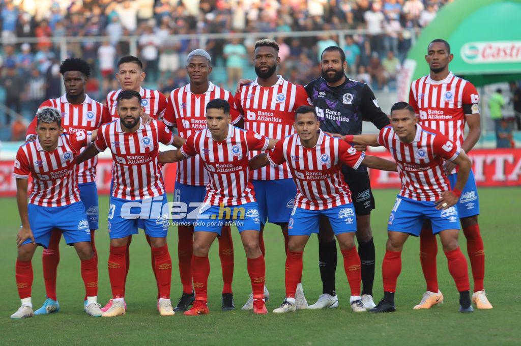 Los feos gestos de Menjívar y Beckeles a la afición de Motagua, el lamento de Auzmendi y el enojo de Troglio con el árbitro