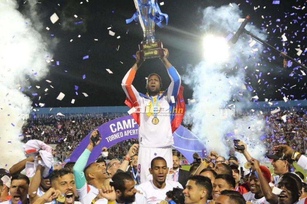 ¿Quién tiene más entre Olimpia y Saprissa? Estos son los equipos con más títulos ligueros en Centroamérica