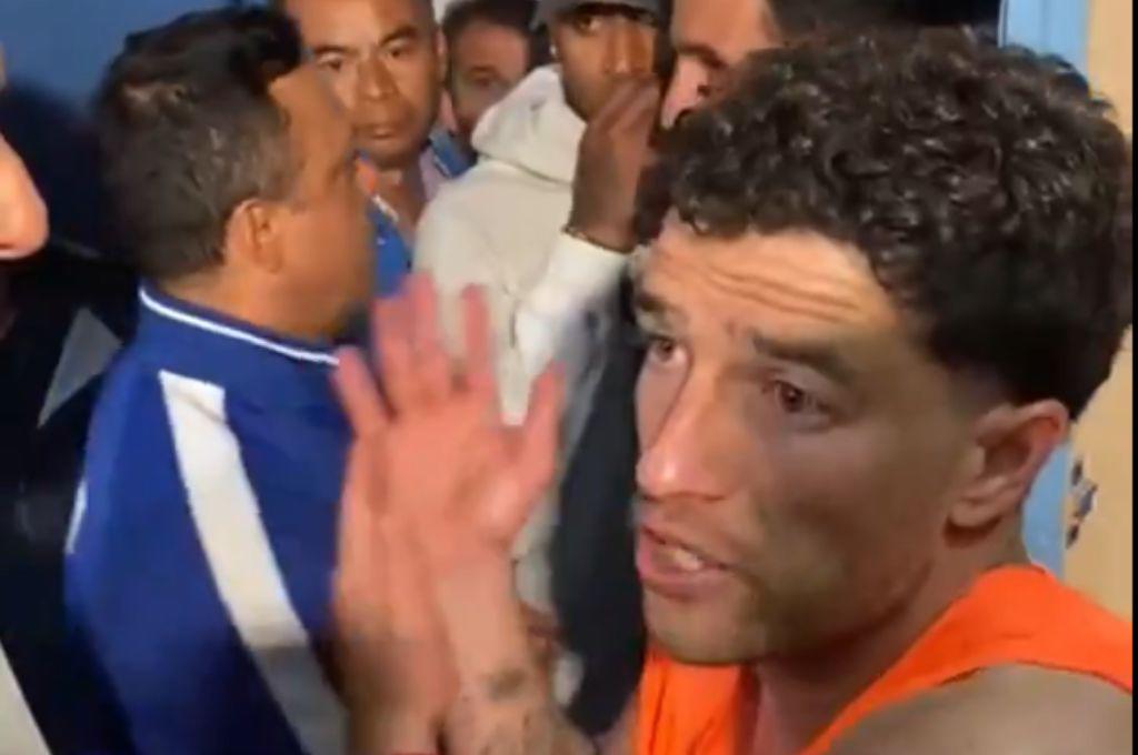 El VAR se hizo el ‘ciego’ y tenía que anular el penal de América, el robo al Cruz Azul y la pelea en vestuarios con el árbitro