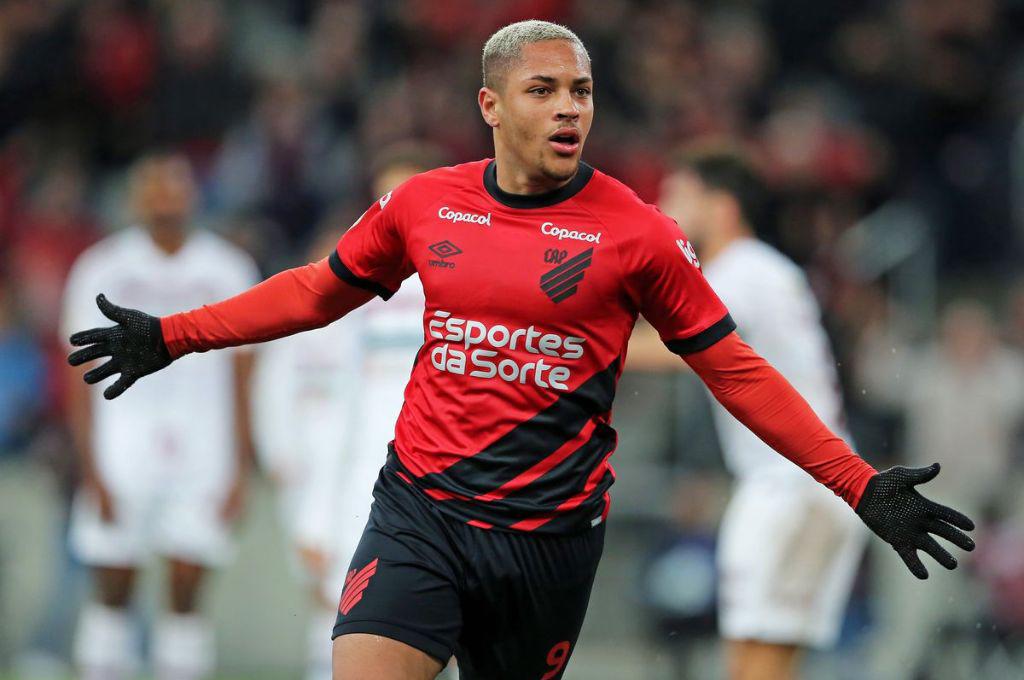 Mercado de Europa: Messi tiene nuevo compañero, el futuro de Haaland y Mbappé; Barcelona y Bayern oficializan fichajes