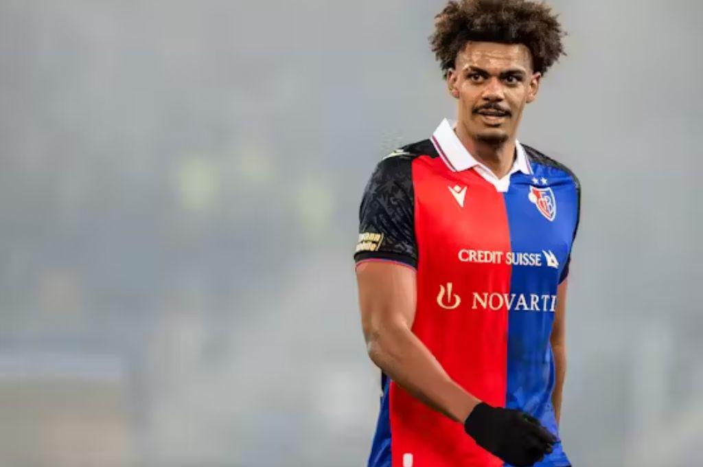 Ex del Real Madrid a Turquía, Mourinho apuesta todo por un jugador del Barcelona y Guardiola recibe doble golpe de Arabia