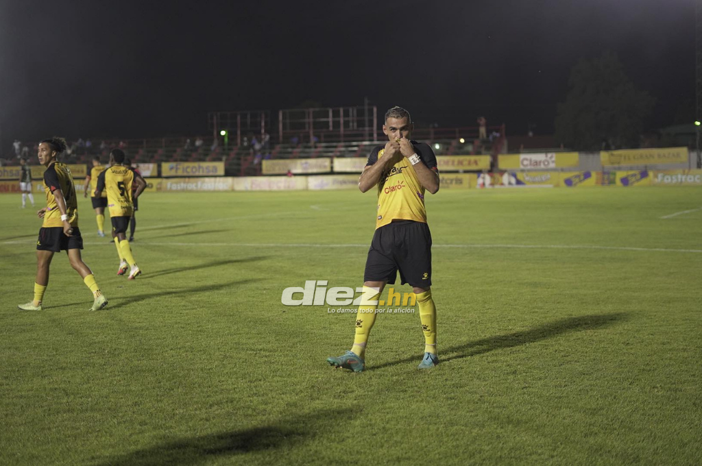 NO SE VIO EN TV: Cortan arito a jugador de Marathón con alicate, la bronca de Mayorquín y el coqueteo de Kevin Álvarez con la hermana de Getsel Montes