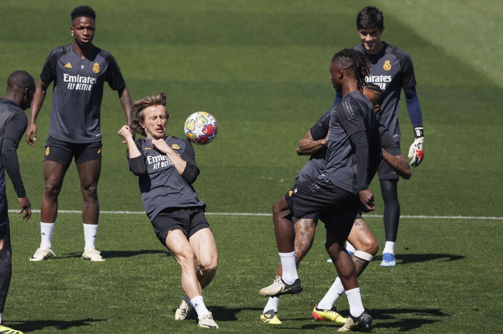 Real Madrid anunció su convocatoria para enfrentar al Bayern Múnich en Champions con un único ausente