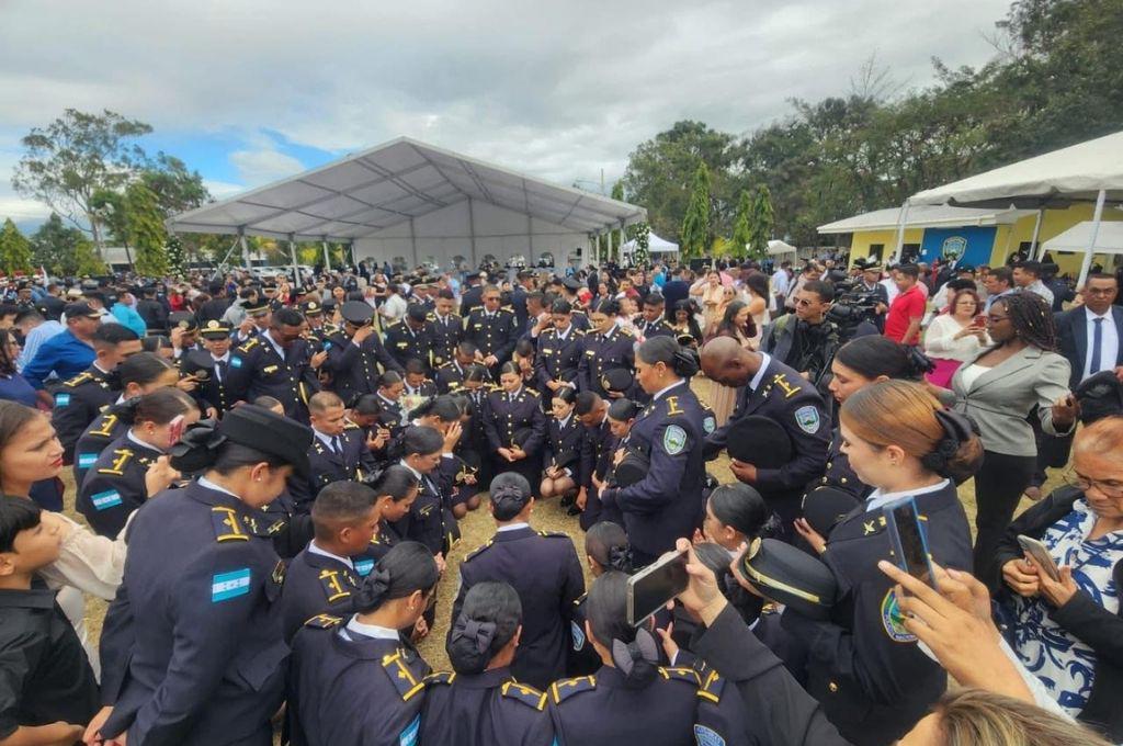 Ex jugador del Olimpia y capitán de Honduras se convierte en Policía Nacional: así es la nueva vida del defensor catracho