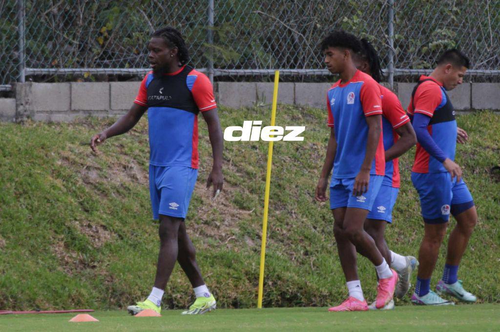 Con dos altas: Olimpia prepara su plan para sorprender al Inter de Miami de Leo Messi y así fue el entreno con Eduardo Espinel