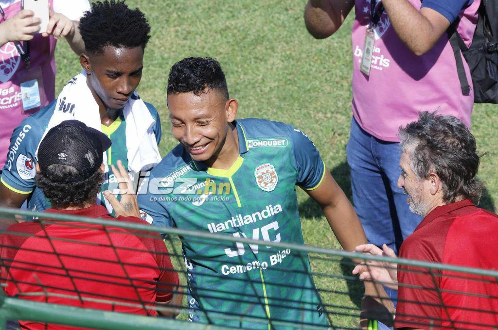 No se vio en TV: Pedro Troglio, reencuentro especial y su reconciliación con jugador de Marathón; bellas chicas en el Yankel