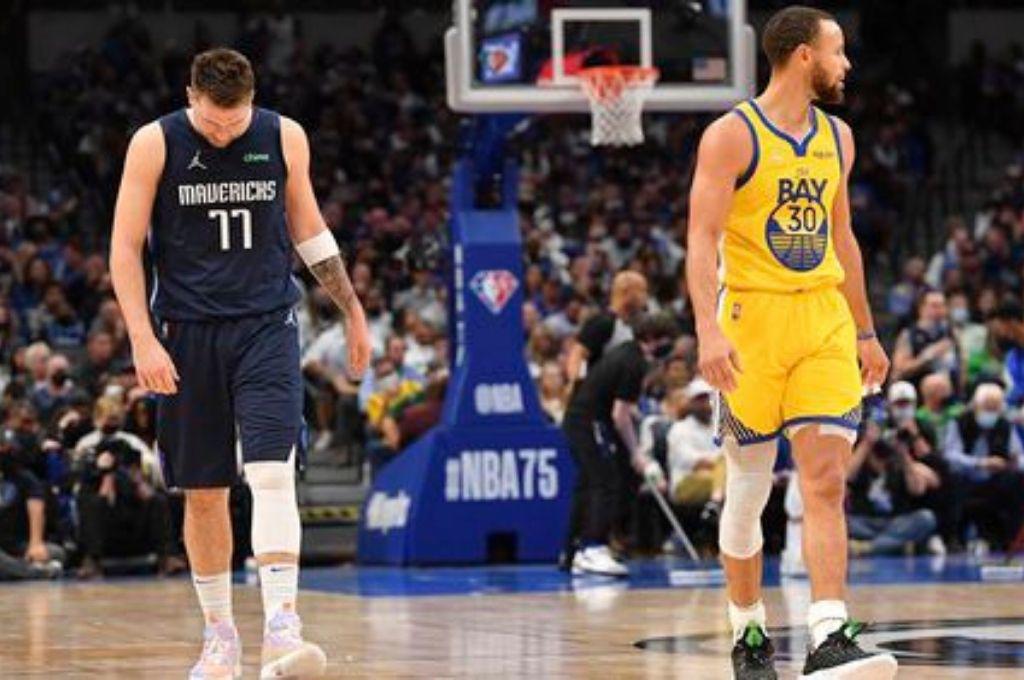 ¡Irreconocibles! Golden State Warriors cae ante Dallas Mavericks