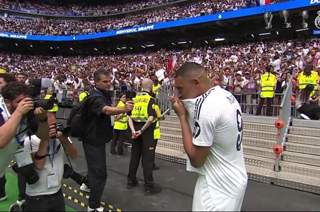 Mbappé imitó en todo a Cristiano Ronaldo, el regalo inesperado de Florentino y la ‘burla’ de Kylian a su madre