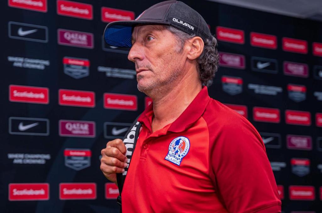 ¿Renovará? Desvelan el futuro de Pedro Troglio con el Olimpia a pocos días de la final: “Tiene pláticas avanzadas”