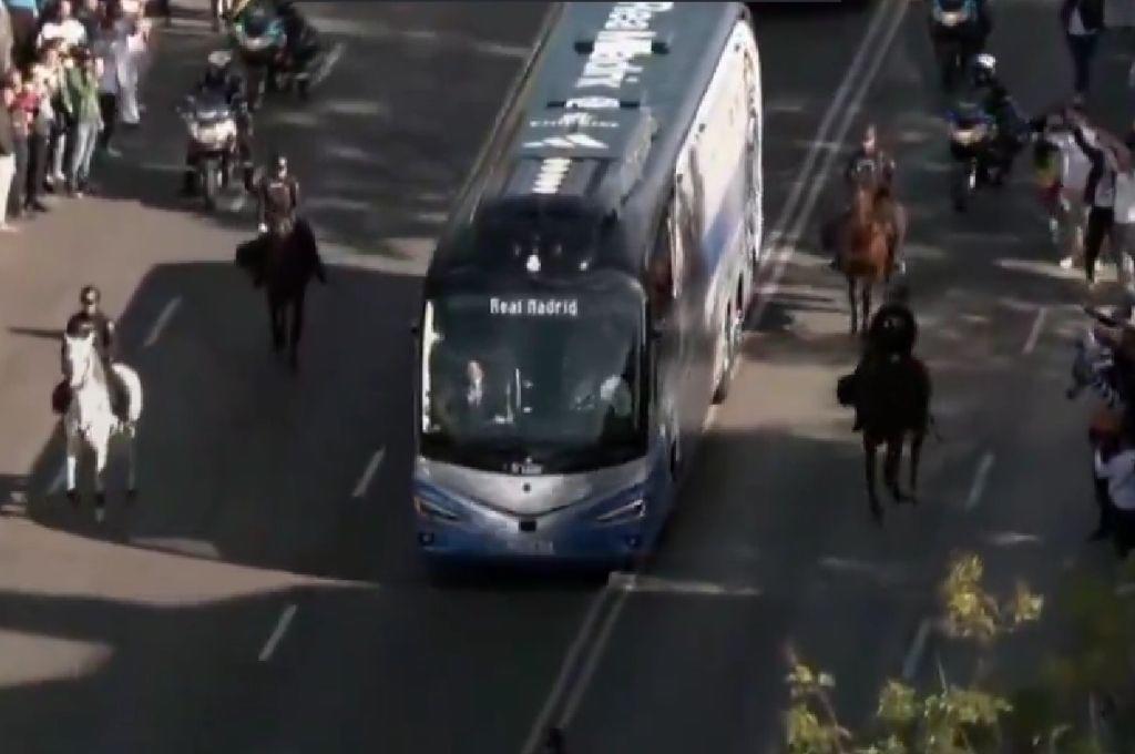 Vini le responde a Yamal, Barcelona estrena camiseta y el tifo que prepara el Bernabéu para recibir al Real Madrid en el Clásico