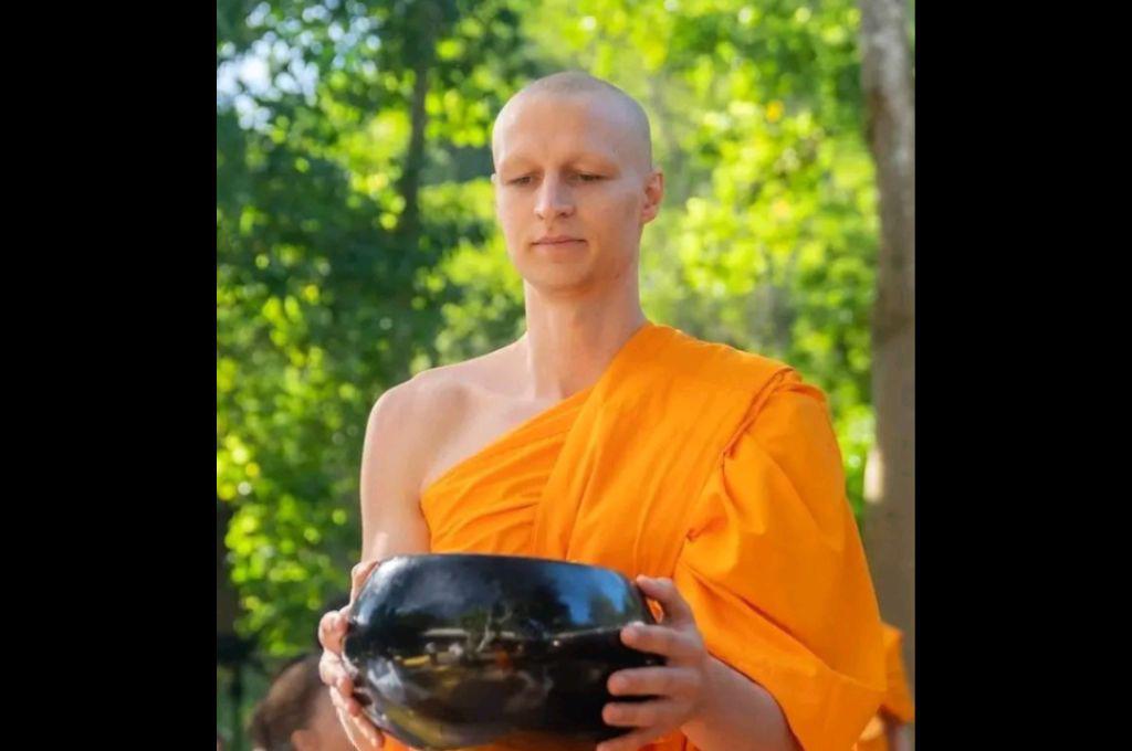 Campeón en Italia y se retiró del fútbol para ser monje budista: “No hay que tomarse la vida demasiado en serio”