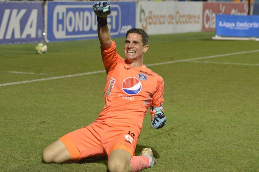 Legionario confirma su retorno a Honduras, Olimpia define entrenador y Motagua despediría a extranjero