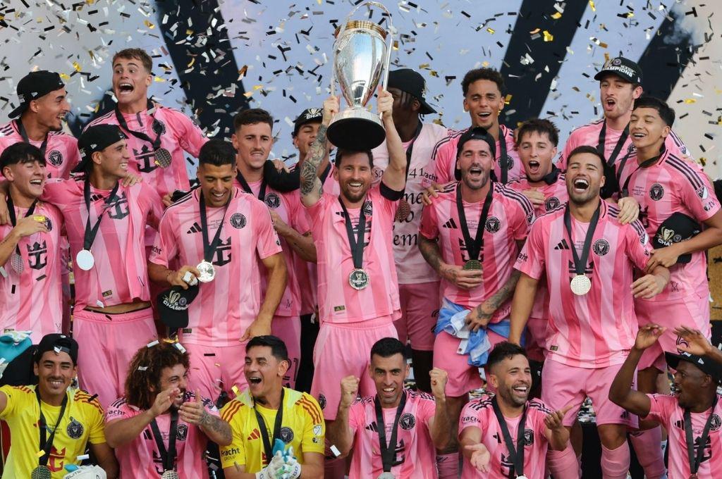 Alajuelense supera a los de la Liga MX y el Inter Miami de Messi sufre duro revés: estos son los clubes más destacados del 2025