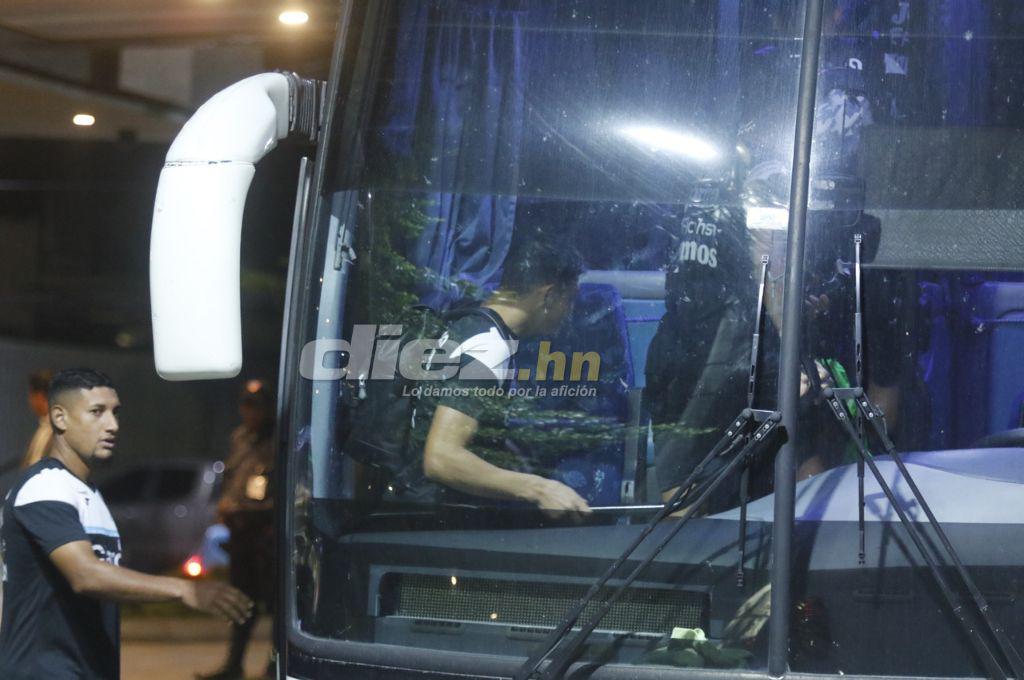 El ambiente en la Selección de Honduras, Kervin Arriaga el más feliz y entrenamiento a puerta cerrada por orden de Rueda