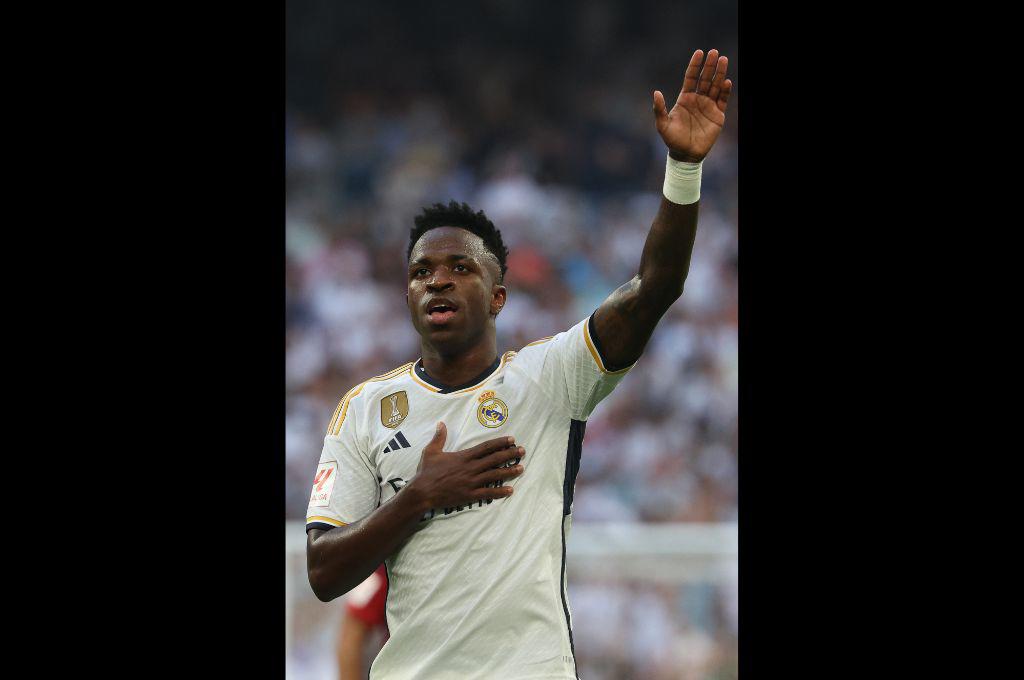 Bellingham y el ritual que hace en cada partido, el baile de Vini, la ‘bronca’ del arquero de Osasuna con los hinchas y el gesto de Kroos