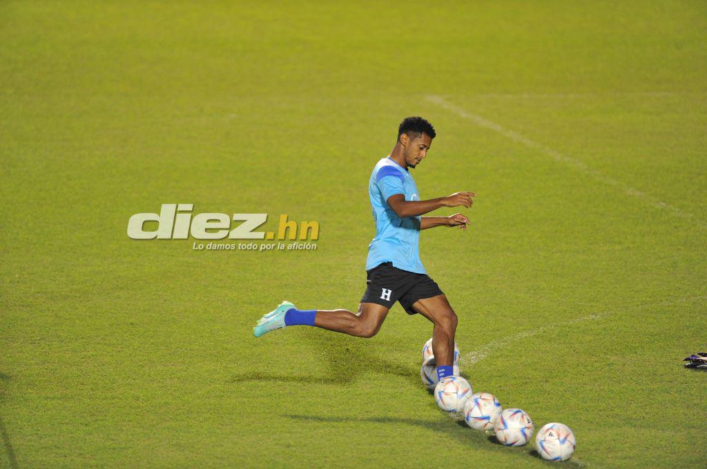 Suazo y Maynor dieron clases a los jóvenes: ¿Qué estuvo entrenando el ‘Choco’? y quién se llevó el baile en el rondo en el Chelato Uclés