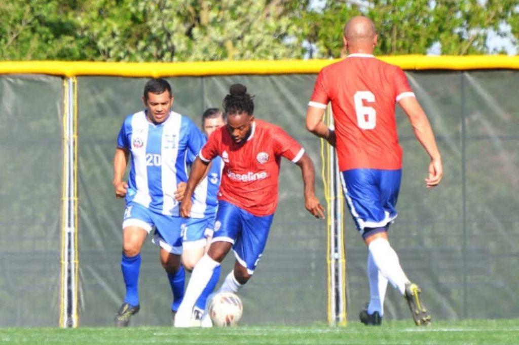 Honduras y Costa Rica reviven su histórica rivalidad en clásico de leyendas