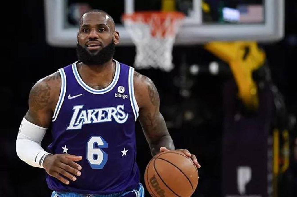 NBA: LeBron James renueva con los Lakers por dos temporadas y 97 millones de dólares