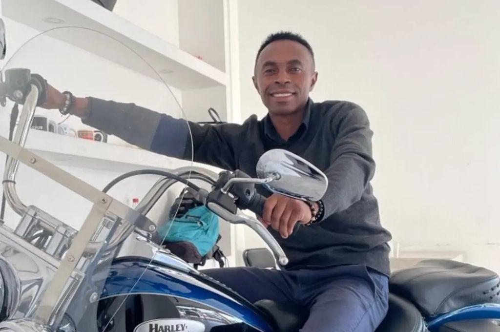 Mundialista es arrestado por robarse celulares y computadoras: fue atrapado con una subametralladora