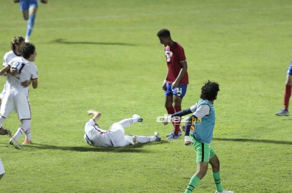 ¡Tico aplicó terrible voladora! Así fue la pelea de Costa Rica contra Estados Unidos en el Premundial de Concacaf