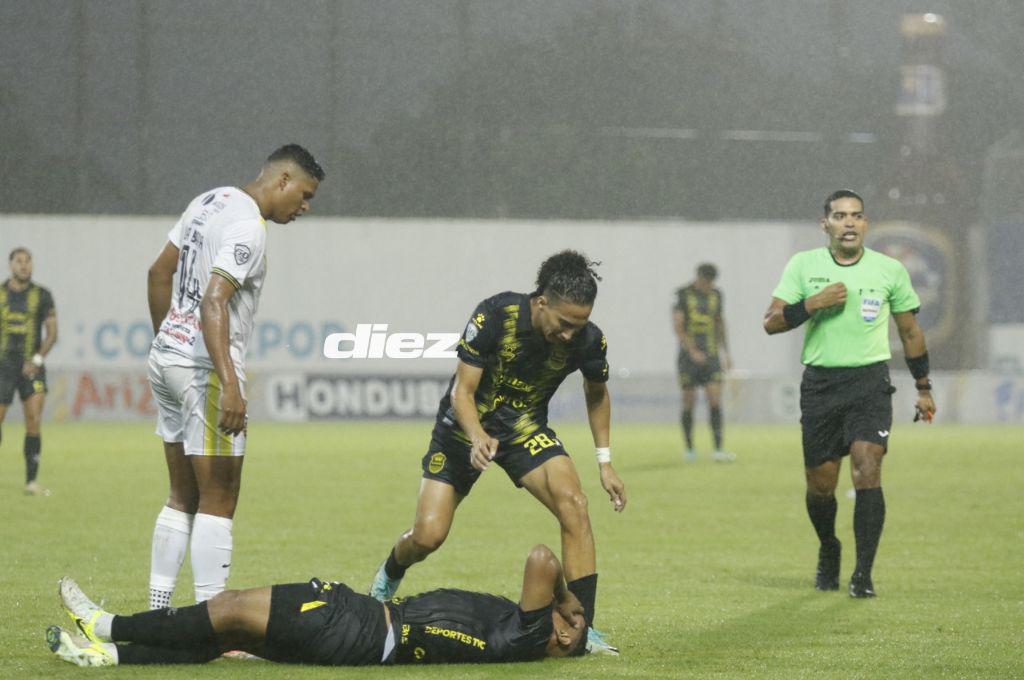 La triste imagen en el estadio Morazán, Real España estrenó uniforme y los incidentes de los aficionados con la Policía