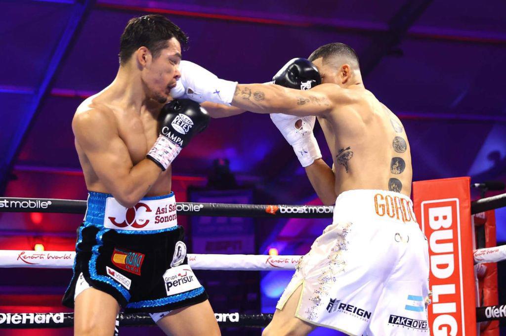 ¡Así lo mandó a la lona! Teófimo López y su resurrección ante Pedro Campa: la bandera de Honduras presente