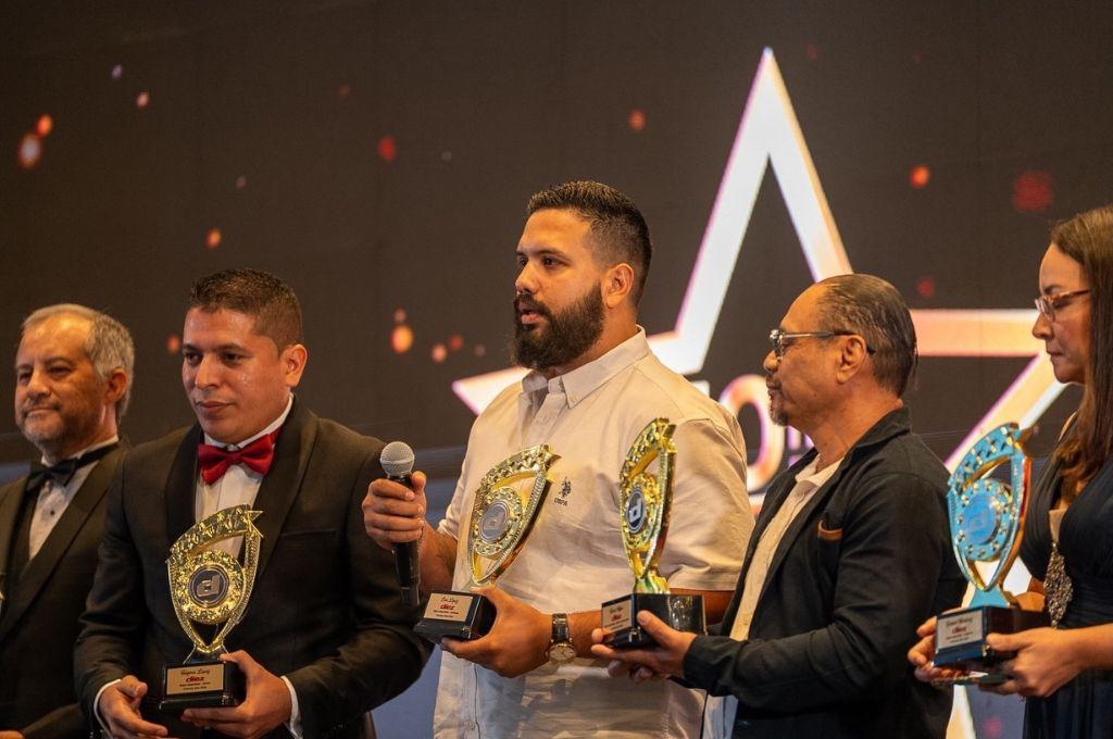 Premios Diez fue una locura: estos son los atletas hondureños que ganaron en la categoría 10 de DIEZ