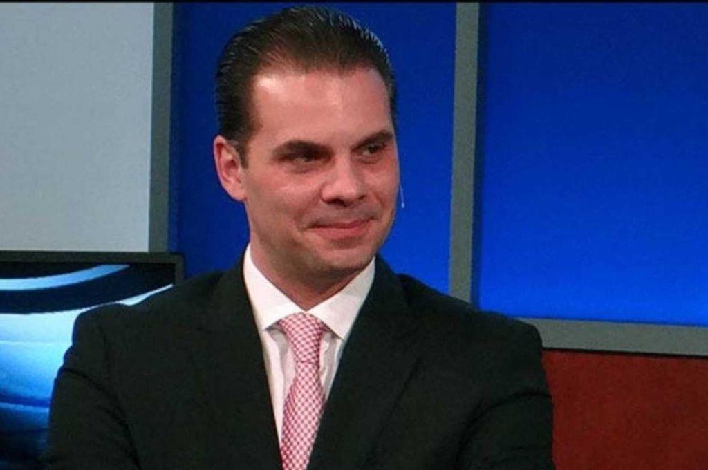 Se nos está cayendo a pedazos: famoso periodista se encuentra mal de salud y genera temor en México; ¿por qué está ausente?