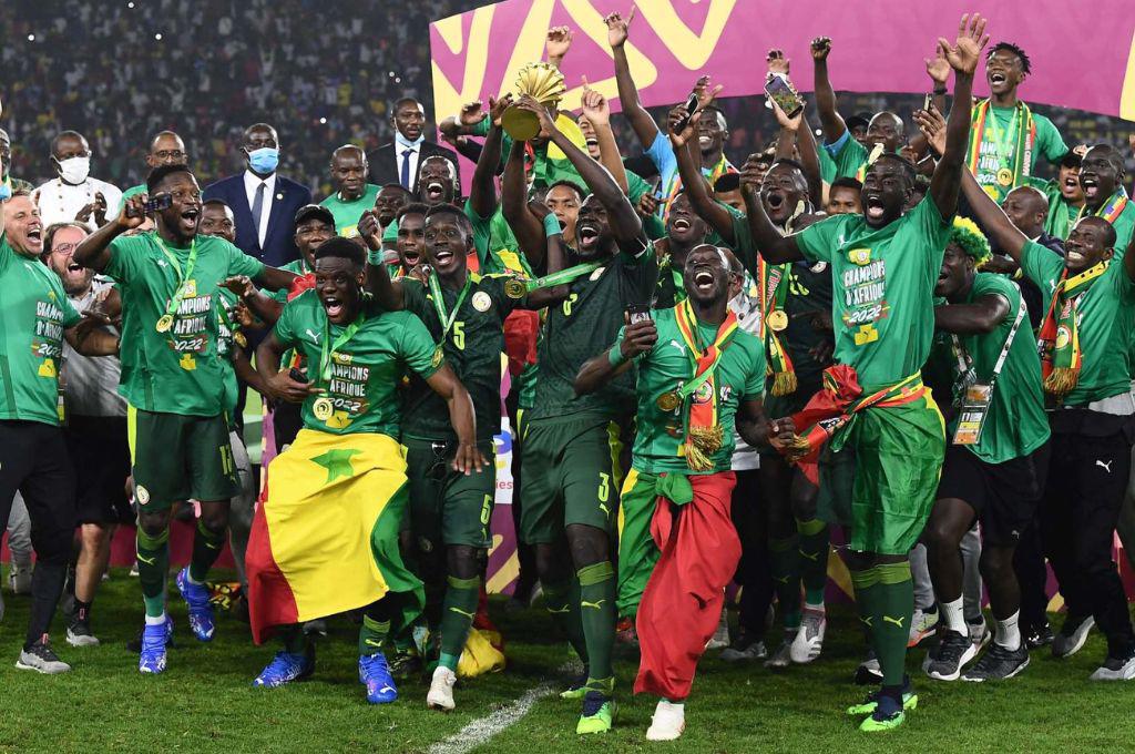 Sorpresa en Concacaf y la que haría historia en Conmebol: La IA revela las selecciones que clasificarían al Mundial 2026