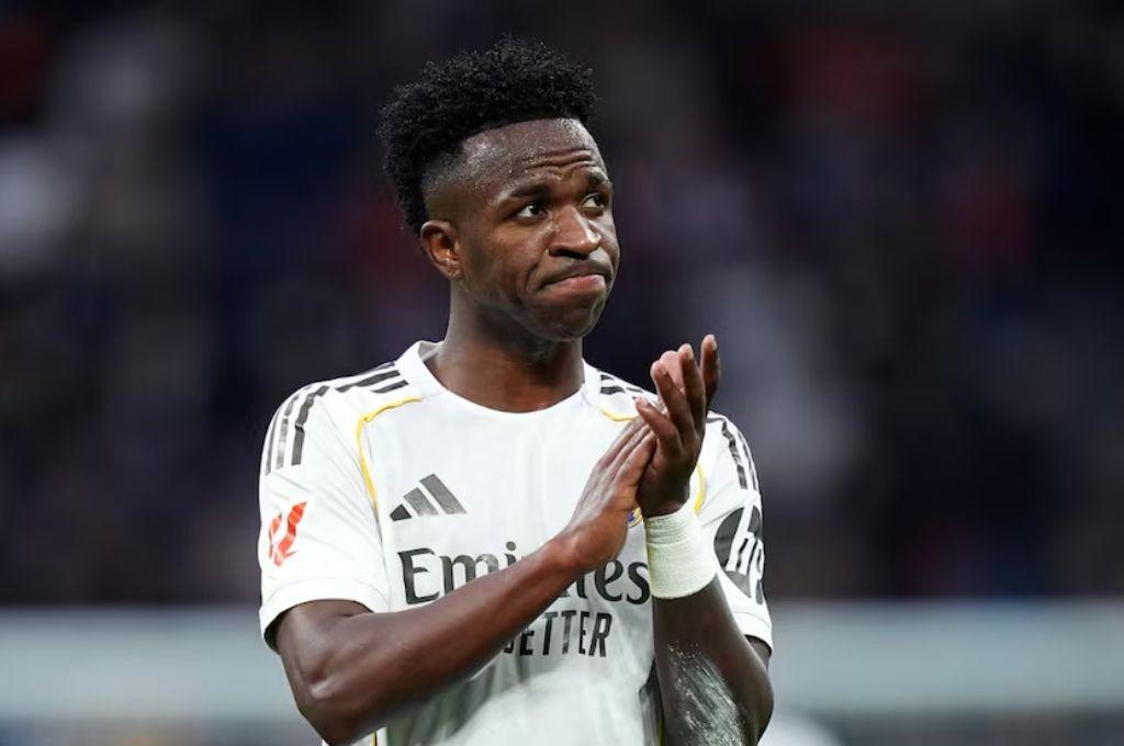 Vinicius sale al paso tras goleada al Mónaco, los pitidos en el Bernabéu y adelanta sobre todo sobre su futuro