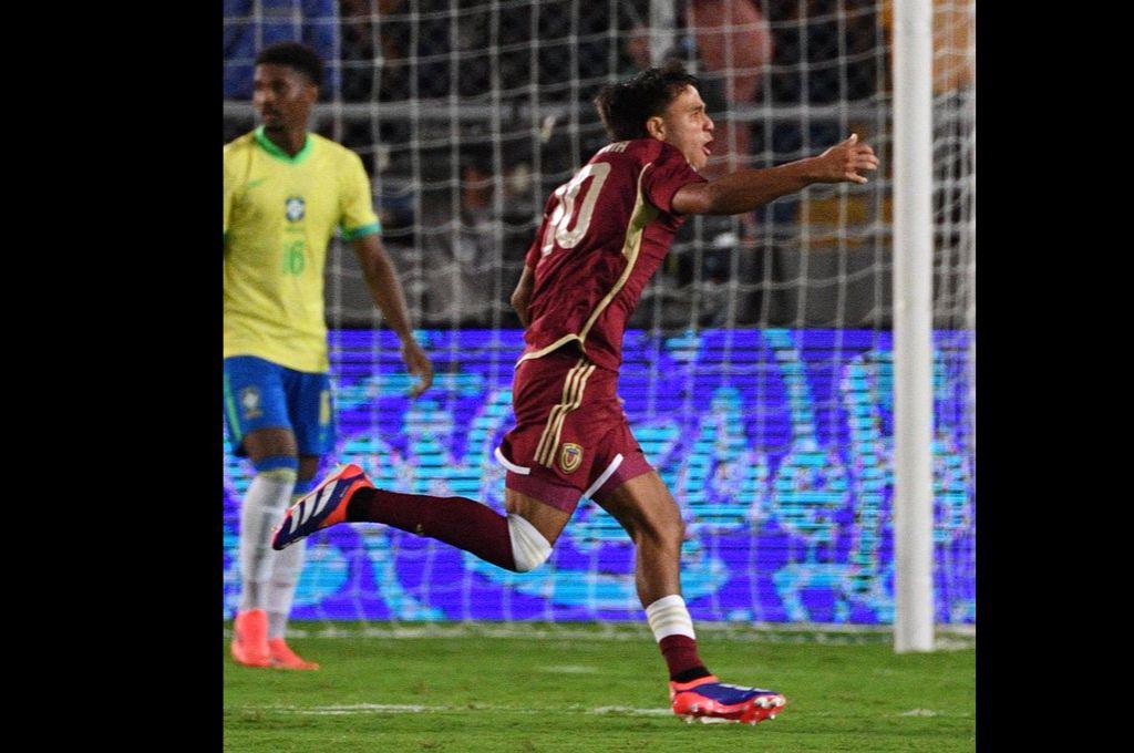 Venezuela activó una ‘trampa’ ante Brasil en pleno partido, la burla a Vinicius y la bronca que desató el enojo de Raphinha