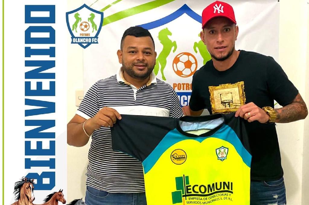 Oficial: El delantero Erick Andino firma por un año con Los Potros del Olancho FC