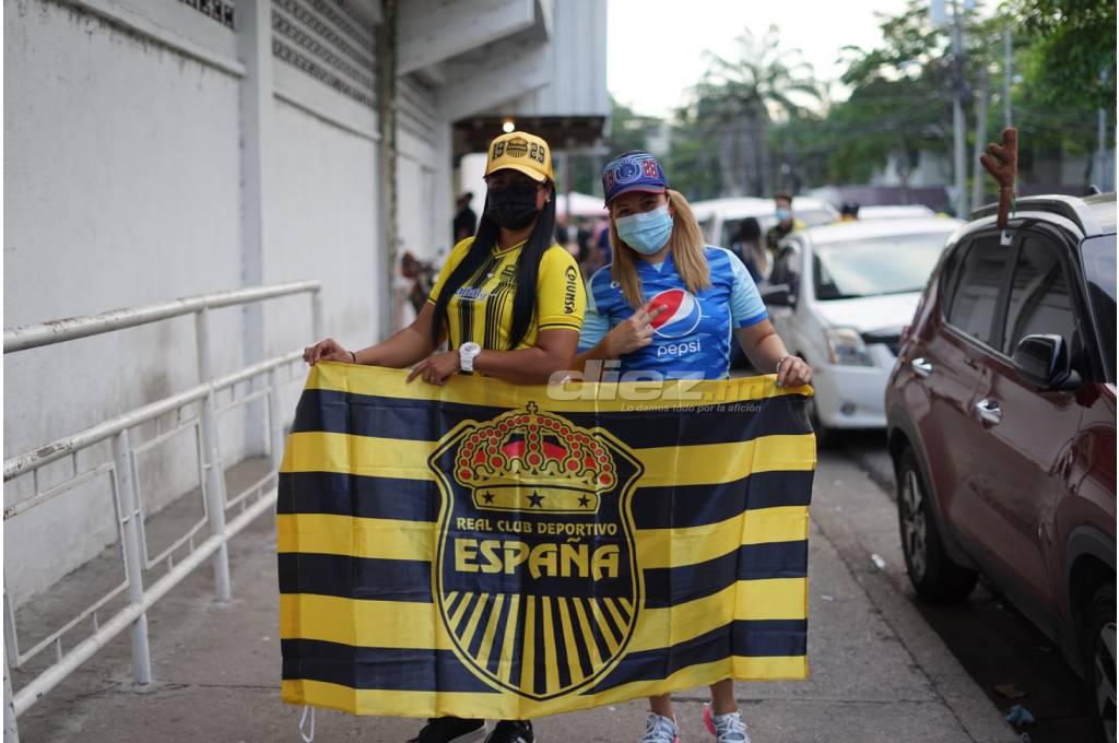 ¡Aficiones unidas y así se prepara la ‘Mega’! El ambiente en el Morazán previo al Real España-Motagua