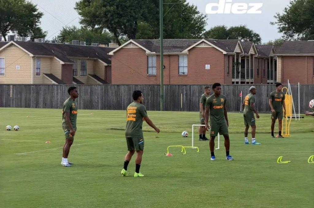 Dereck se reúne con sus hermanos y Maynor en la Selección: ¿De qué hablaron?