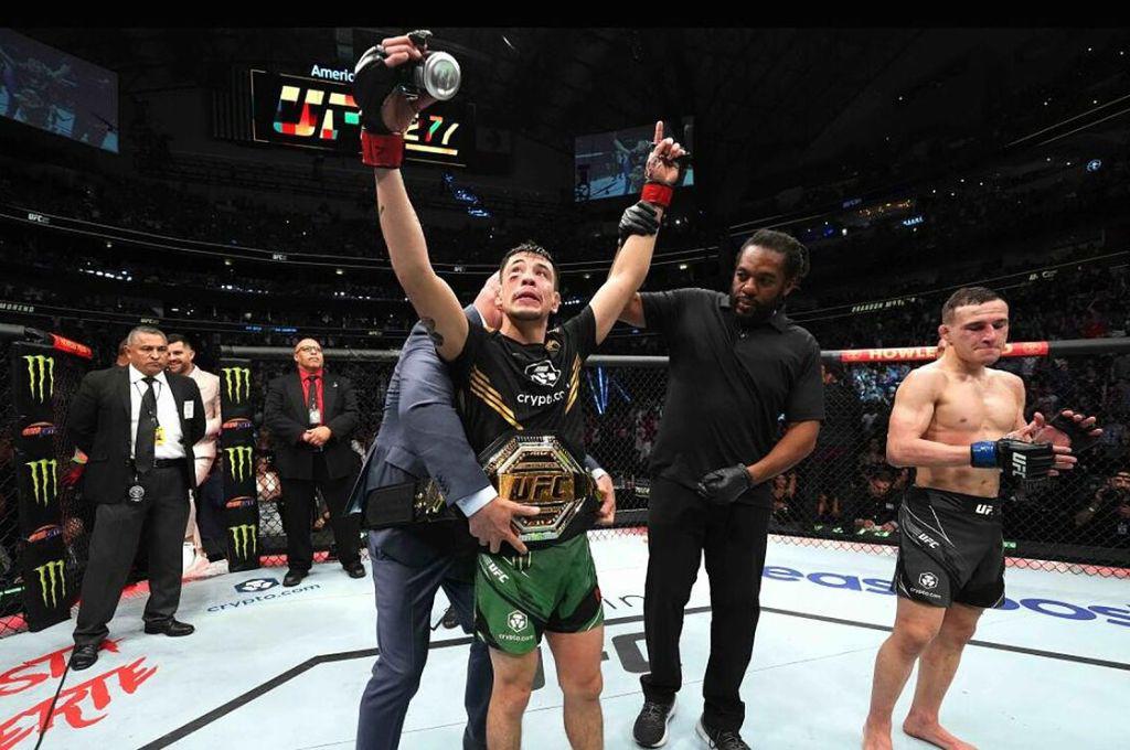 El mexicano Brandon Moreno es nuevo campeón del cinturón interino de peso mosca de la UFC