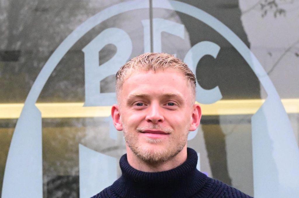 ¿Qué es lo que tiene? la llamativa marca que mostró un futbolista en su cuello y explica todo: Es una mordida zombie”