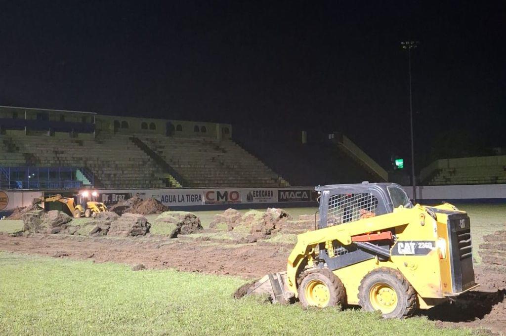 ¿Será como el Nacional? Así lucen los avances en el cambio césped del estadio Juan Ramón Brevé Vargas de Olancho