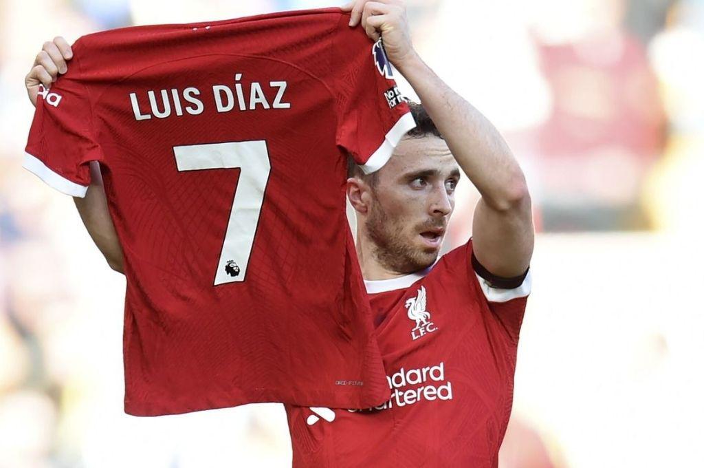 Luis Díaz no fue el único: critican a otra figura del Liverpool que prefirió irse de fiesta que asistir al funeral de Diogo Jota: Indignados