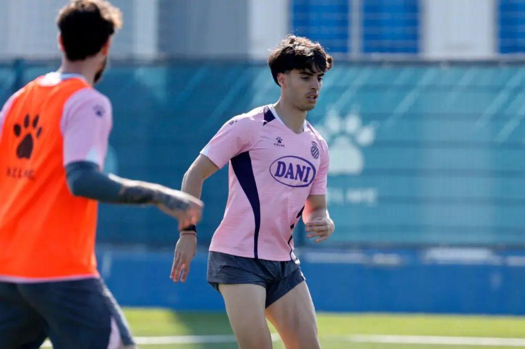 Jugador de LaLiga es investigado por presunta agresión sexual a empleada: asegura que fue en el baño