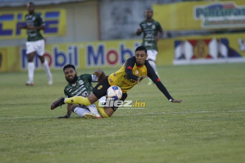 NO SE VIO EN TV: Cortan arito a jugador de Marathón con alicate, la bronca de Mayorquín y el coqueteo de Kevin Álvarez con la hermana de Getsel Montes