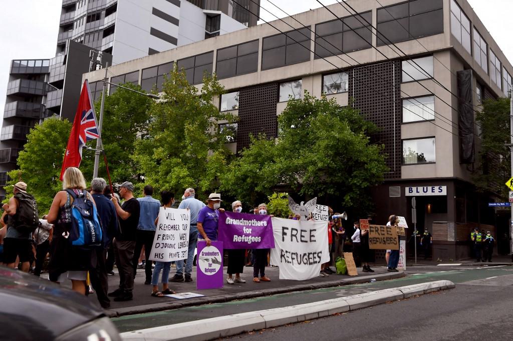 ¿Gusanos en la comida? Así es el ‘‘hotel del terror’’ en el que está aislado el tenista Novak Djokovic en Australia