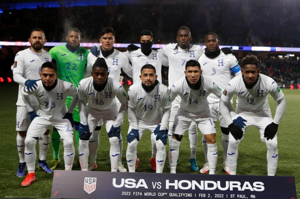 Hondureños congelándose y los gringos sin camisa: Las inolvidables imágenes del EEUU vs Honduras en Minnesota