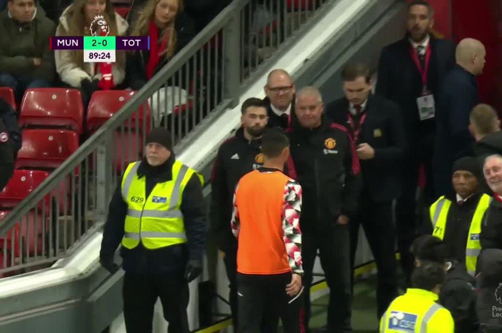 ¡Problemas en Manchester! Cristiano Ronaldo se va al vestuario minutos antes de terminar el partido, la relación con Ten Hag es insostenible