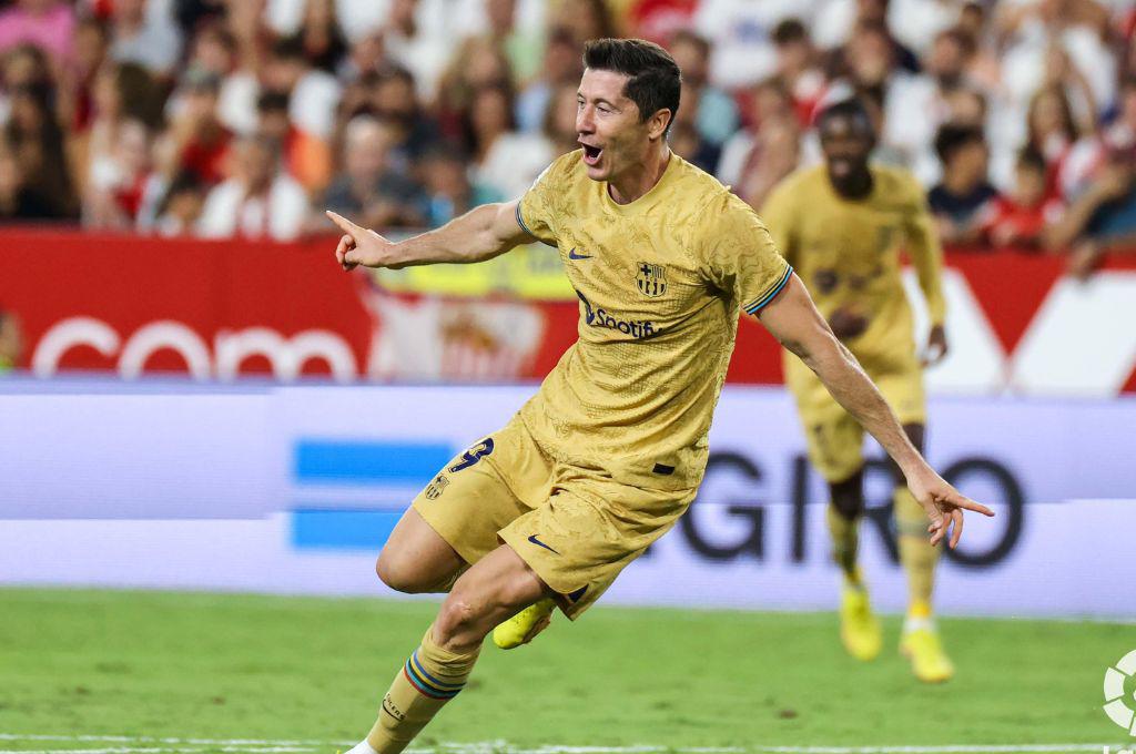 ¡El nuevo Barcelona ilusiona! Goleada al Sevilla en el Ramón Sánchez Pizjuán y presionan al Real Madrid en la tabla