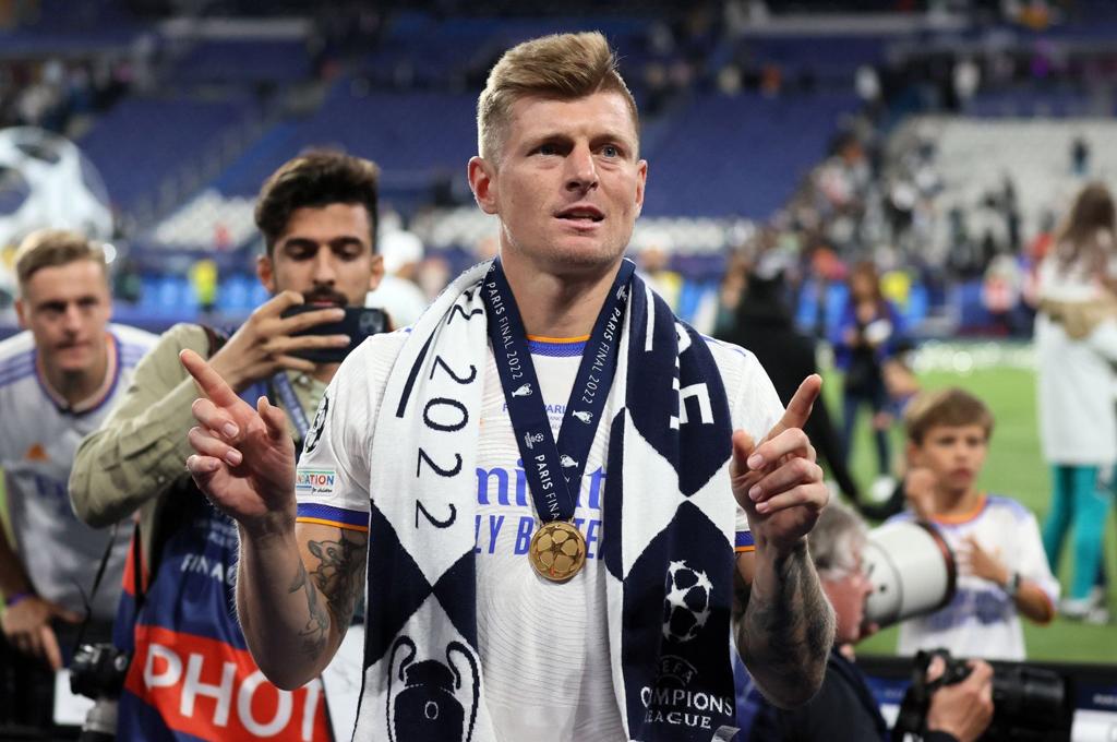 Sorpresa: Toni Kroos señala a sus cuatro jugadores favoritos y cómo se entendía con Casemiro y Modric en el Real Madrid